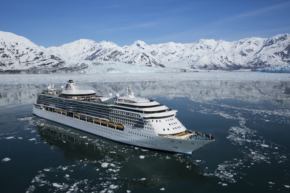 Cruise ship